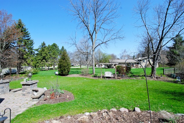 811 Rock Spring Rd, Naperville, IL 60565 photo 22