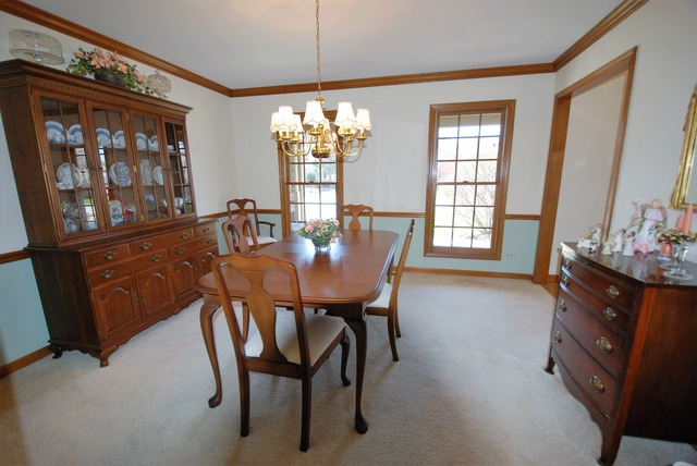 811 Rock Spring Rd, Naperville, IL 60565 photo 7