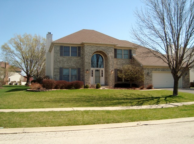 2212 Stonehaven Dr, Plainfield, IL 60586 photo 1
