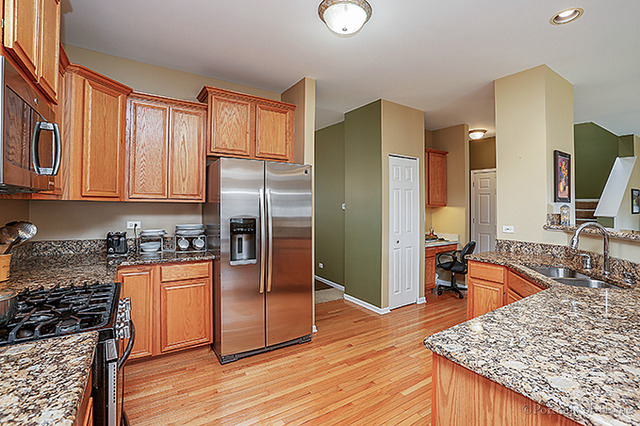 806 Clover Ridge Ln, Itasca, IL 60143 photo 3