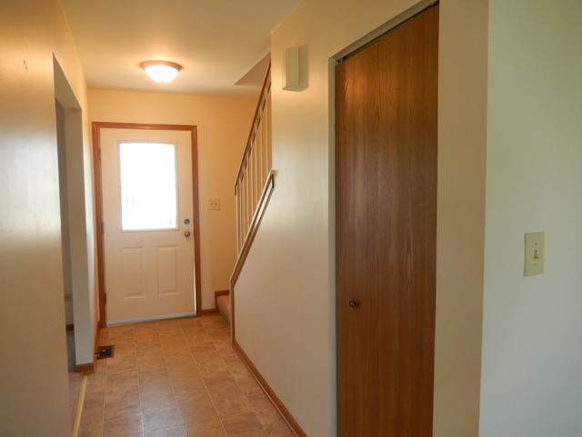 4491 Opal Dr, Hoffman Estates, IL 60192 photo 4