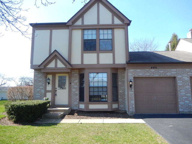 4491 Opal Dr, Hoffman Estates, IL 60192 photo 1