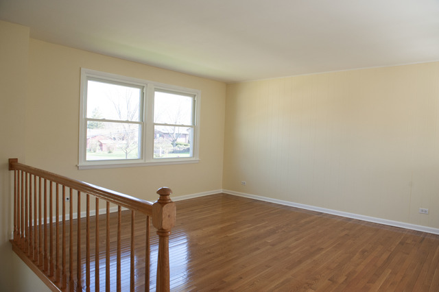 2205 Oak Ln, Rolling Meadows, IL 60008 photo 3