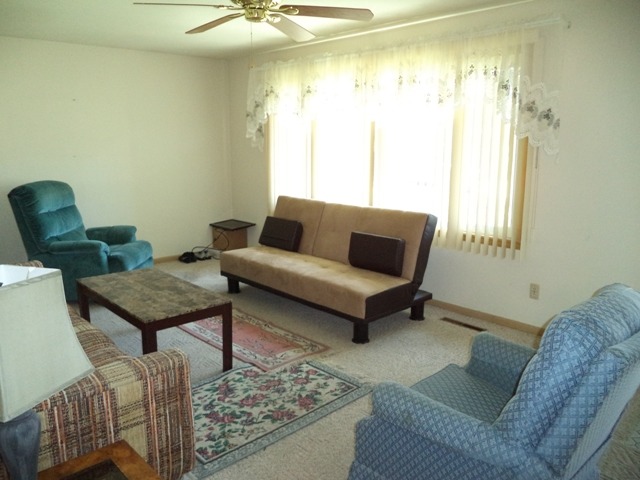 1815 Meadowview Ave, Kankakee, IL 60901 photo 4