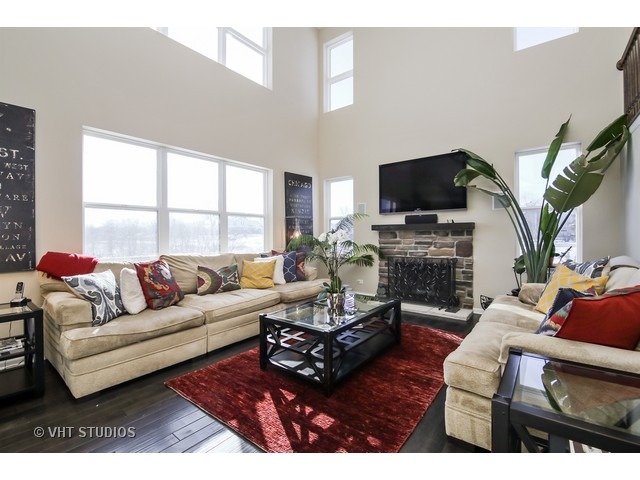 621 Trails End, Elgin, IL 60124 photo 10