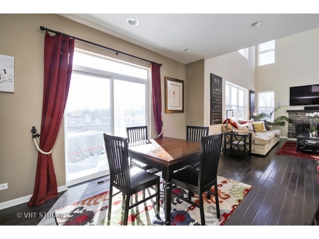 621 Trails End, Elgin, IL 60124 photo 6