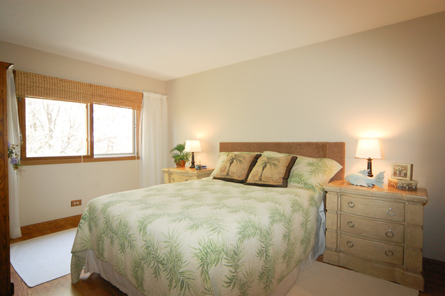 2460 Hayloft Ln, Elgin, IL 60124 photo 8