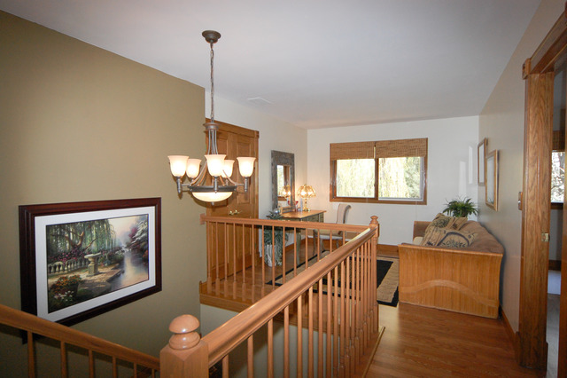 2460 Hayloft Ln, Elgin, IL 60124 photo 12