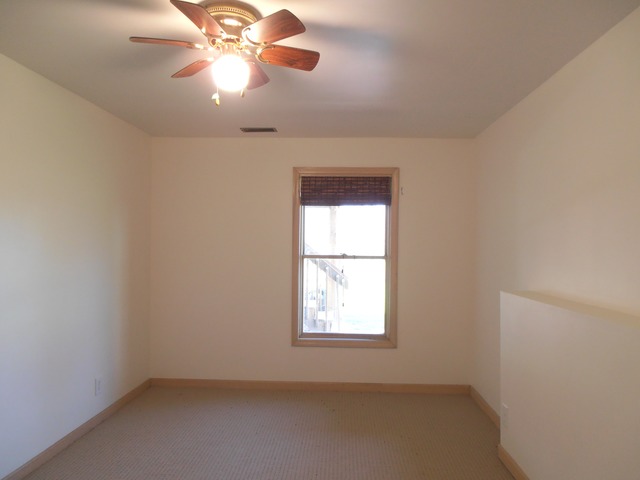 40 W835 Bowes Bend Dr, Elgin, IL 60124 photo 9