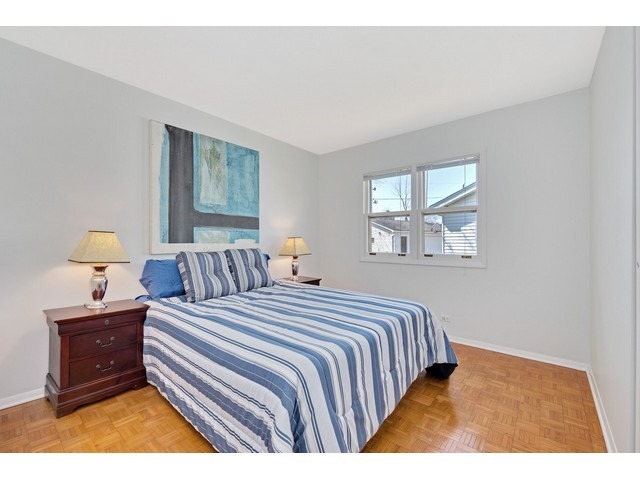 604 Rosedale Rd, Glenview, IL 60025 photo 13