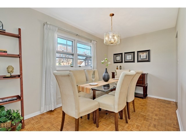 604 Rosedale Rd, Glenview, IL 60025 photo 7