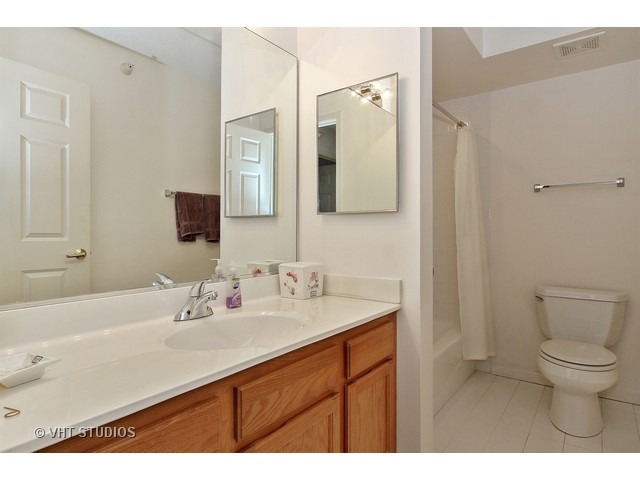 435 William St #410, River Forest, IL 60305 photo 9