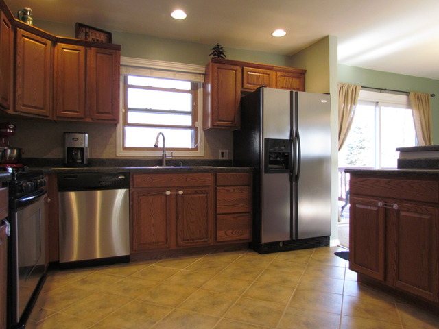 16031 S River Rd, Plainfield, IL 60586 photo 3