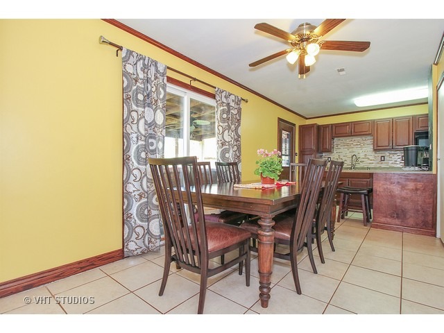 19537 Beechnut Dr, Mokena, IL 60448 photo 4