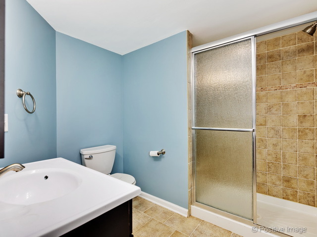 25 W676 Red Maple Ln, Wheaton, IL 60189 photo 4