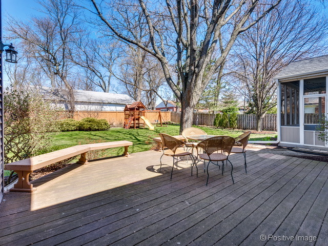 25 W676 Red Maple Ln, Wheaton, IL 60189 photo 7