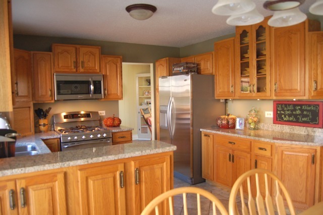998 Confederation Dr, Bartlett, IL 60103 photo 7