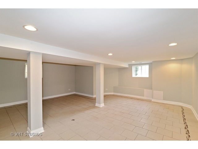 6341 W School St, Chicago, IL 60634 photo 5