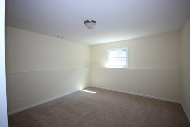 275 Simms St, Aurora, IL 60505 photo 12