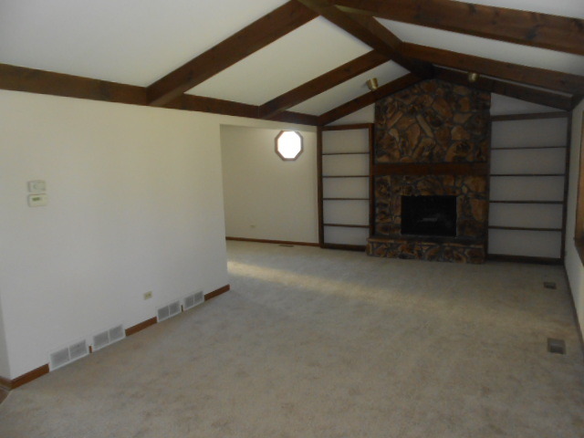 2308 Aloha Dr, Mchenry, IL 60050 photo 5