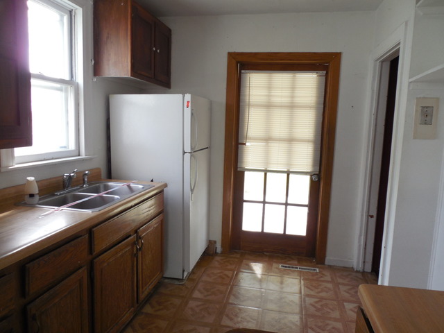605 S Main Ave, Kankakee, IL 60901 photo 8