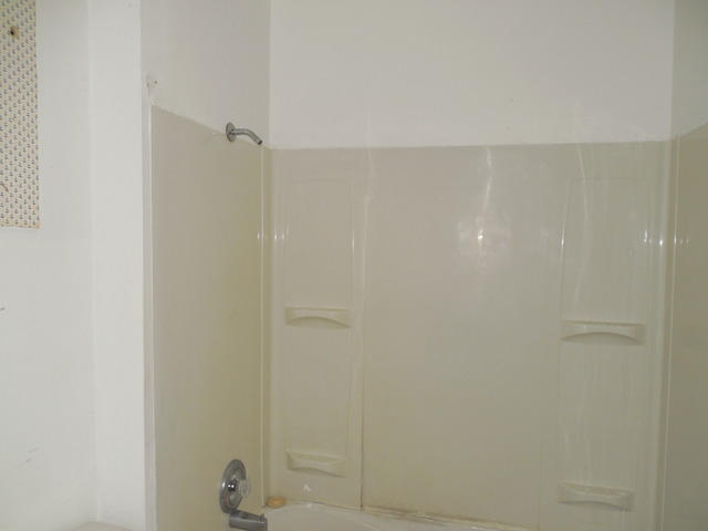 605 S Main Ave, Kankakee, IL 60901 photo 7