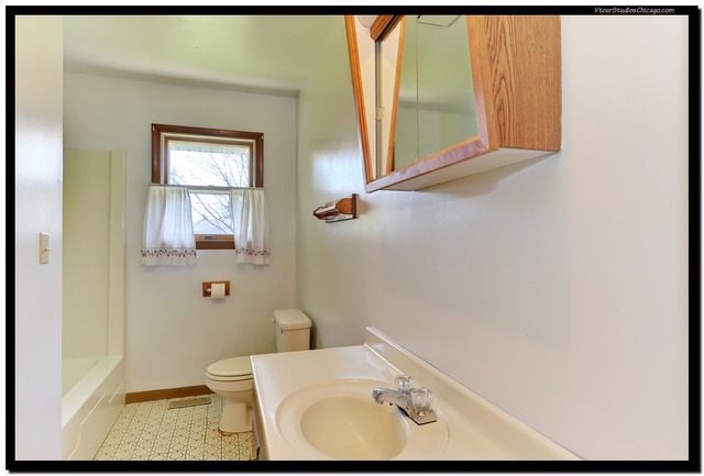241 E 1st St, Braidwood, IL 60408 photo 20