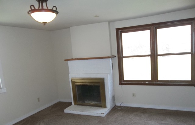 1214 E 16th St, Sterling, IL 61081 photo 4