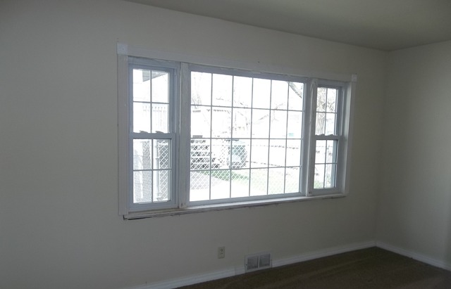 1214 E 16th St, Sterling, IL 61081 photo 3