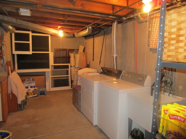 1011 Lawrence Ave, Elgin, IL 60123 photo 17
