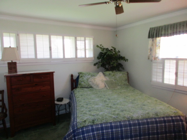 1011 Lawrence Ave, Elgin, IL 60123 photo 8