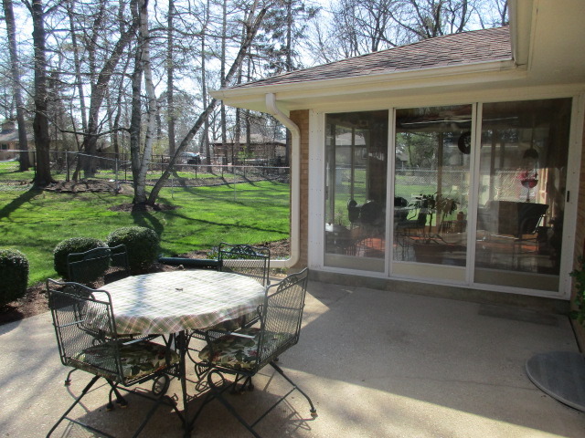 1011 Lawrence Ave, Elgin, IL 60123 photo 21