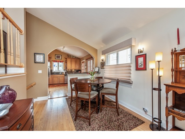 9230 Ewing Ave, Evanston, IL 60203 photo 4