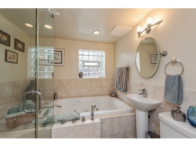 9230 Ewing Ave, Evanston, IL 60203 photo 14