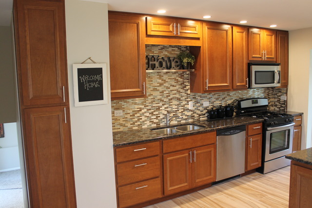 6433 Cedar Rd, Oak Forest, IL 60452 photo 3