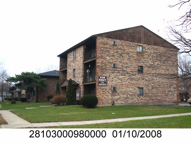 14745 Kilpatrick Ave, Midlothian, IL 60445 photo 2