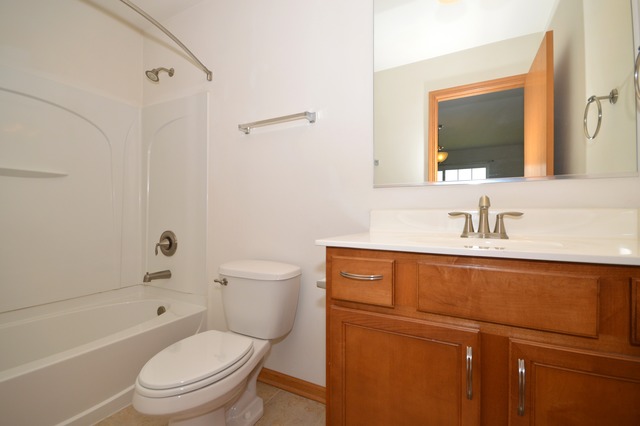 839 Daniel Dr, Minooka, IL 60447 photo 12