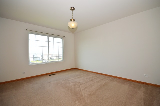 839 Daniel Dr, Minooka, IL 60447 photo 11
