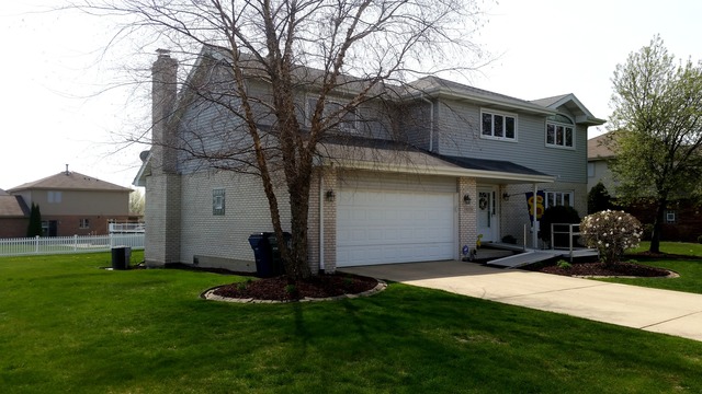 9019 Willow Ln, Mokena, IL 60448 photo 2