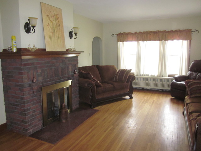 2826 2nd St, Peru, IL 61354 photo 5
