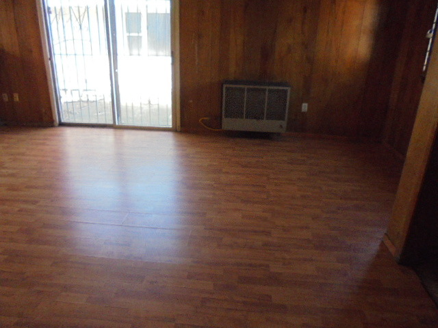 9750 S Emerald Ave, Chicago, IL 60628 photo 6