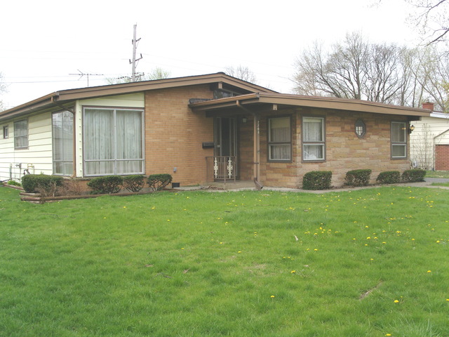 2203 Fulle St, Rolling Meadows, IL 60008 photo 1