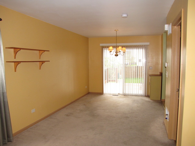 6409 Valley Ridge Dr, Plainfield, IL 60586 photo 3