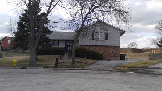 3430 Elysees Ct, Hazel Crest, IL 60429 photo 1