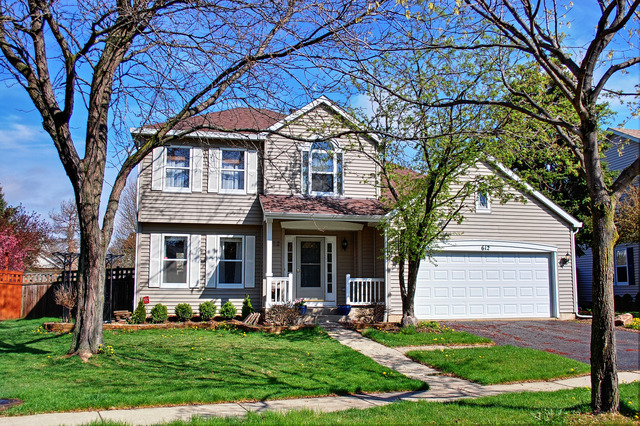 612 Waterfall Ln, Elgin, IL 60124 photo 1