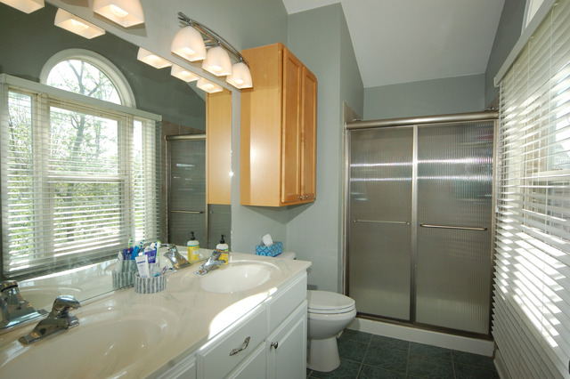 612 Waterfall Ln, Elgin, IL 60124 photo 7