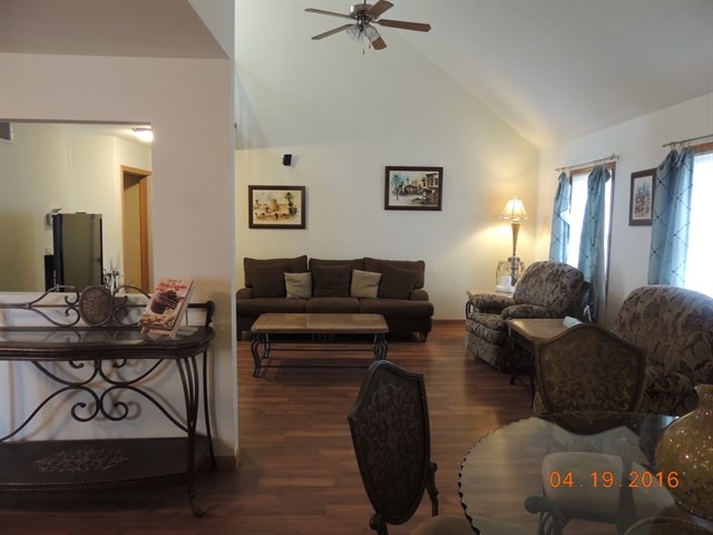 901 32nd St, Peru, IL 61354 photo 10