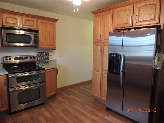 901 32nd St, Peru, IL 61354 photo 6