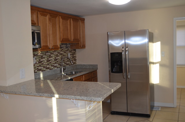 1631 N Taft Ave, Berkeley, IL 60163 photo 3