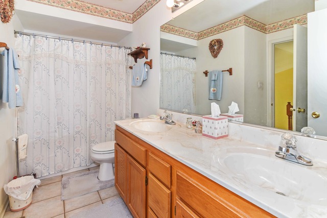 147 Lake Hill Dr, Steger, IL 60475 photo 7